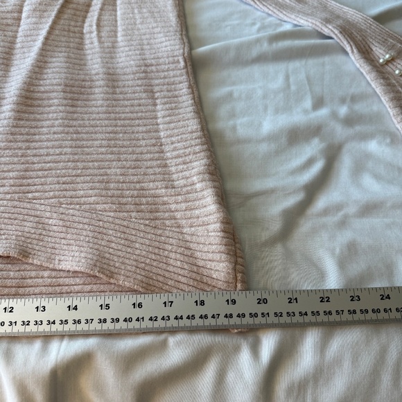 Melanie Lyne Long Sleeve Ribbed Bell Cuff Sweater Light Salmon Size Small Pearls - Picture 13 of 16